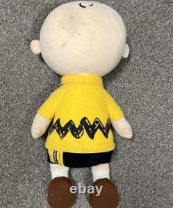 Musée Snoopy Peluche Charlie Brown