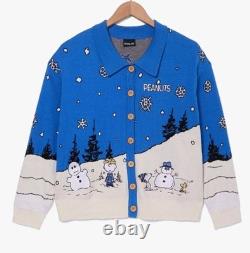 NWT Peanuts Snoopy et la bande scène de jour de neige pull-over femme moyen de vacances