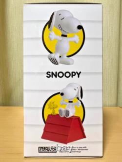 Nendoroid 2200 PEANUTS Figurine Snoopy Good Smile Company