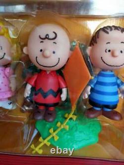 Nouveau Jeu De Figures De La Memory Lane Snoopy Wright Charlie Brown