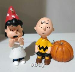Ornement d'Halloween Hallmark Snoopy Charlie Brown