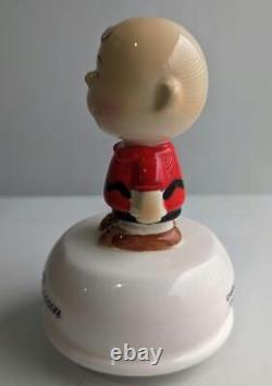 Ornement de boîte à musique en céramique vintage Snoopy Charlie Brown