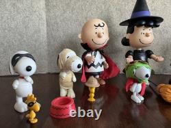 PEANUTS 2009 Fun Éternel 60 Ans Figurines d'Action Halloween Ensemble de 8 personnages