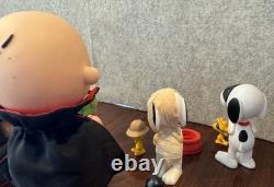 PEANUTS 2009 Fun Éternel 60 Ans Figurines d'Action Halloween Ensemble de 8 personnages