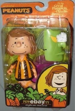 PEPPERMINT PATTY Peanuts La Grande Citrouille Charlie Brown Figurine DMG PK LIRE