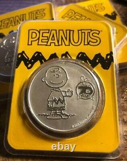 Peanuts 70e Anniversaire Charlie Brown 1 Oz Argent Bu Pièce Ronde Dans Tep Snoopy