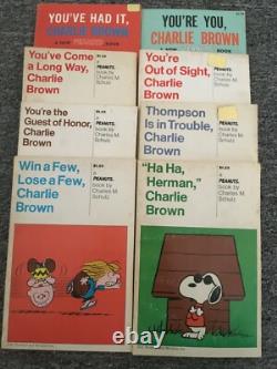 Peanuts Charles M Schulz 8 premiers livres de poche édition souple Snoopy Charlie Brown