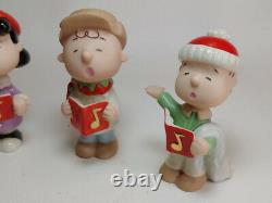 Peanuts Charlie Brown Lenox Christmas Caroling Figurine Set