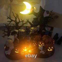 Peanuts Halloween Bienvenue Grande Citrouille Statue Éclairée Danbury Mint SNOOPY