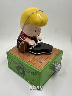 Peanuts Snoopy Charlie Brown Hallmark Ensemble de 5 pièces Fête dansante 2017