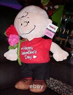 Peanuts/Snoopy & Charlie Brown Serre-Moi CVS Peluche de la Saint-Valentin Debout de 21 pouces