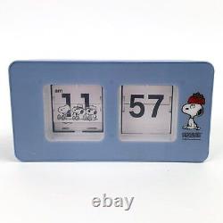 Peanuts Snoopy Flip Clock Blue Patapata Clock 9.3cm×17.6cm×6.9cm Travail Sur Le Terrain Nouveau
