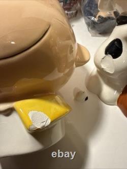 Peanuts Snoopy serrant Charlie Brown dans ses bras Westland Giftware 2010 pot à biscuits RARE