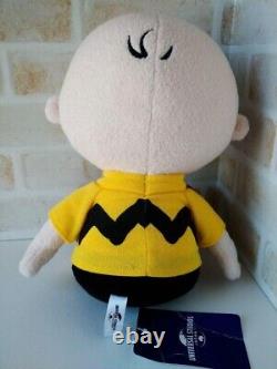 Peluche Charlie Brown Universal Studios Japan édition limitée Snoopy Japon
