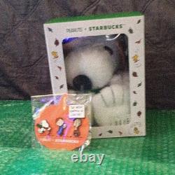 Peluche chien Snoopy Peanuts Starbucks, blanc/noir, en polyester, en boîte