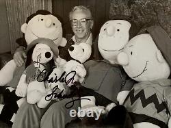 Photo en noir et blanc signée par CHARLES M. SCHULZ, avec certificat d'authenticité. Charlie Brown, Snoopy, Peanuts