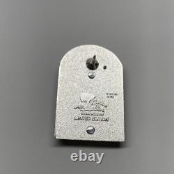 Pin de Knotts Berry Farm CHARLIE BROWN SNOOPY - ÉDITION LIMITÉE DISCONTINUÉE