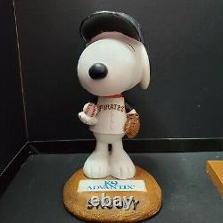 Pittsburgh Pirates Snoopy Charlie Brown Peanuts Bobblehead Nodder Lot Sga