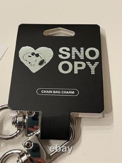 Porte-clés breloque en métal édition limitée Snoopy In Style NYC 2026 et 2 impressions