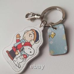 Porte-clés en cuir Snoopy Charlie Brown USJ, breloque saisonnière limitée du parc