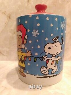 Pot de Noël Charlie Brown Snoopy Woodstock Cookie Jar 10 x 6 en Édition Limitée