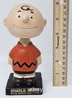 Poupée à tête branlante vintage Charlie Brown de Peanuts par Lego