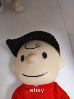 Poupée de poche Peanuts vintage 1966 Charlie Brown Linus & Space Snoopy