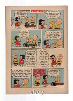 Quatre Couleurs #969 Peanuts #2 Charlie Brown & Snoopy Grade Moyen Plus