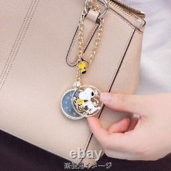 Regarder Snoopy et Woodstock de Peanuts: Montre de charme Snoopy Japon Nouveau