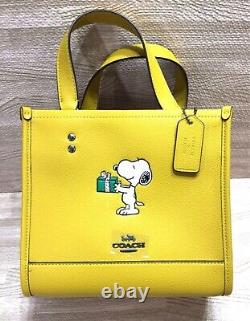 SAC À MAIN EN CUIR COACH PEANUTS Snoopy collaboration Jaune NOUVEAU JAPON