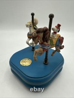 SNOOPY & Charlie Brown BOÎTE À MUSIQUE EN CÉRAMIQUE CARROUSEL WILLITTS 2 CHEVAUX VINTAGE 1988