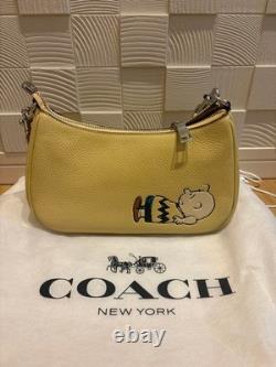 Sac Édition Limitée Jaune Coach Snoopy Charlie Brown Neuf