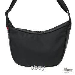 Sac bandoulière Manhattan Portage Peanuts Snoopy Charlie Brown
<br/>