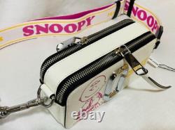 Sac bandoulière croisé Marc Jacobs Peanuts Snoopy Collaboration Étiquette Genuine ChalkWhite