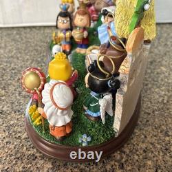 Scène de la crèche de Noël Snoopy et Charlie Brown Peanuts de Danbury Mint
