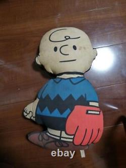Snoopy Charlie Brown Vintage Pili Dole