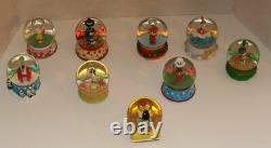 Snoopy Peanuts Charlie Brown Willabee & Ward Holiday Series Snow Globes Lot -wow