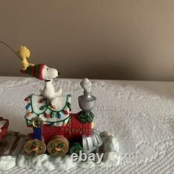 Snoopy Peanuts Joyeux Noël Charlie Brown Ensemble de 5 pièces Train Danbury Mint