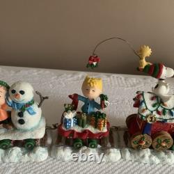 Snoopy Peanuts Joyeux Noël Charlie Brown Ensemble de 5 pièces Train Danbury Mint