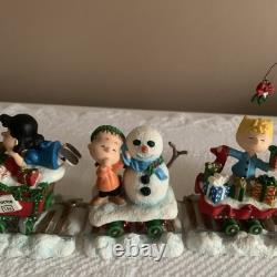 Snoopy Peanuts Joyeux Noël Charlie Brown Ensemble de 5 pièces Train Danbury Mint