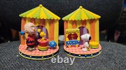 Snoopy et ses amis Peanuts Charlie Brown Woodstock Circus Stage Serre-livres Rares