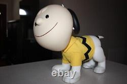 Super7 2019 Sdcc 16 Peanuts Snoopy Charlie Brown Mask Designer Art Toy<br/> 
		 <br/>	Super7 2019 Sdcc 16 Peanuts Snoopy Charlie Brown Masque Designer Art Toy