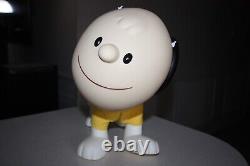 Super7 2019 Sdcc 16 Peanuts Snoopy Charlie Brown Mask Designer Art Toy<br/>   
<br/>  Super7 2019 Sdcc 16 Peanuts Snoopy Charlie Brown Masque Designer Art Toy