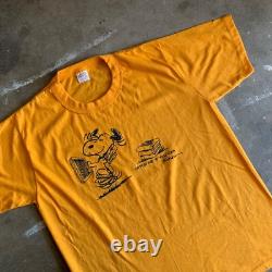 T-SHIRT HOMME VINTAGE SNOOPY LE CHIEN ANNÉES 70 TAILLE M LA BANDE DES PEANUTS CHARLIE BROWN ANNÉES 80