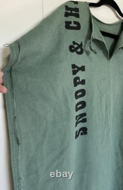 TRÈS RARE poncho vert vintage Snoopy et Charlie Brown Woodstock Peanuts présentoir