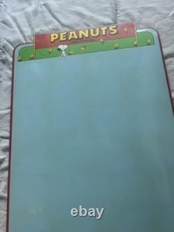 Tableau de collection de 23 aimants Peanuts Willabee & Ward – Snoopy et Charlie Brown