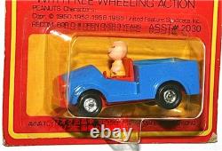 Tomica Aviva Snoopy Charlie Brown Mini camionnette miniature moulée sous pression fabriquée à Hong Kong