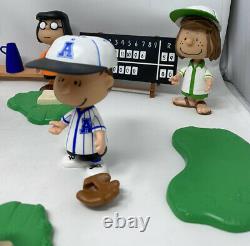 Tous Les Arachides Étoilées Charlie Brown Baseball Figurine Lot Set Playset Snoopy Rare Htf