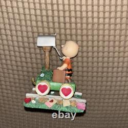 Train de la Saint-Valentin Snoopy Charlie Brown de Danbury Mint Peanuts