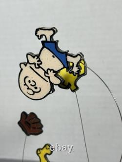 Trophée Aviva Snoopy Sparkies Charlie Brown Base en Teck Rare Vintage À LIRE